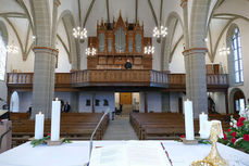 Pfingsten in der renovierten Stadtpfarrkirche St. Crescentius (Foto: Karl-Franz Thiede)